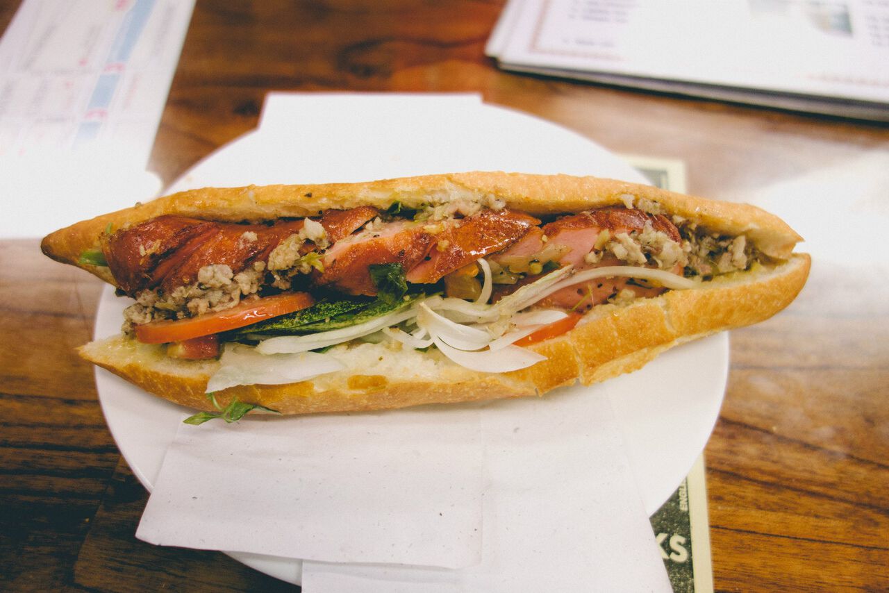 Bahn Mi ngon từ nhà hàng Bánh Mì Phượng ở Hội An.