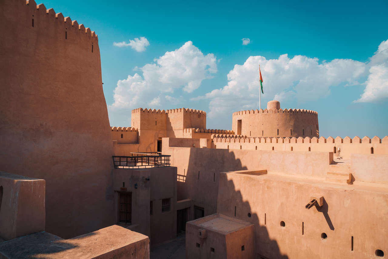 Nội thất của pháo đài Rustaq ở Oman