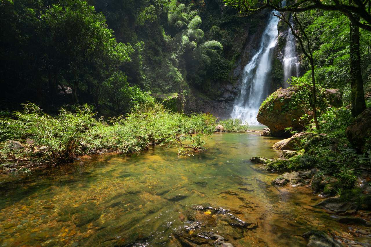 Nước ở thác Tam Nang Phang Nga