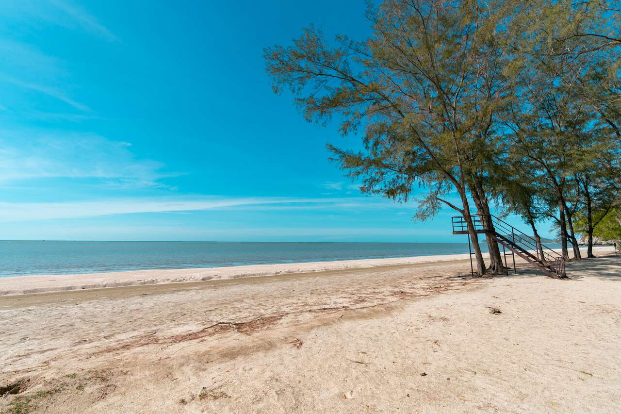 Khu cắm trại bãi biển Sam Phraya ở Hua Hin, Thái Lan